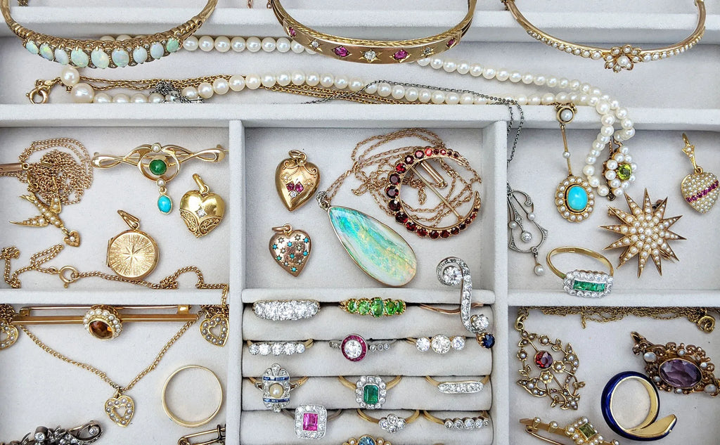 Kit Clayton : Vintage & Antique Gold Jewellery